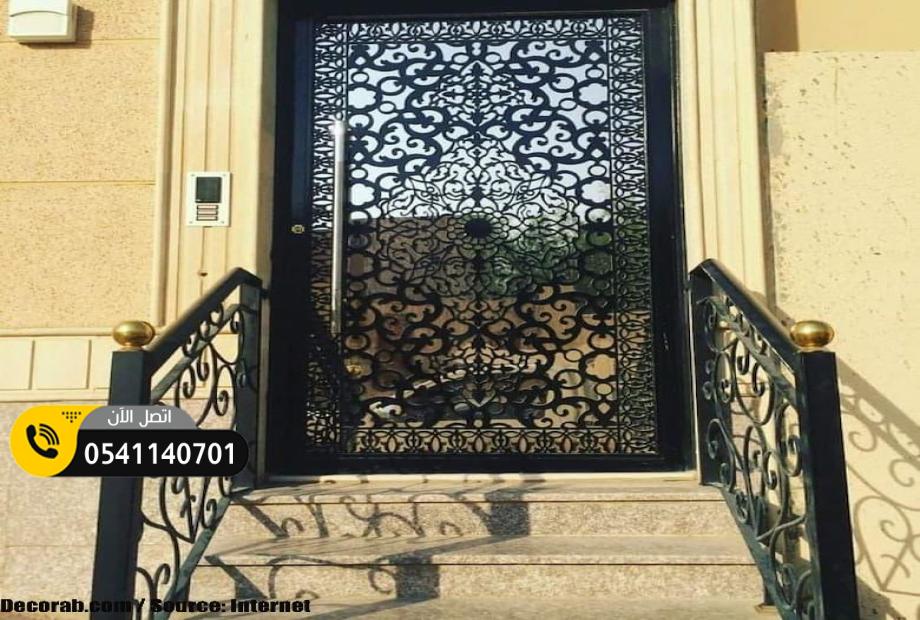 حداد أبواب حديد ليزر في جدة | تركيب أبواب ليزر حديد بجودة عالية